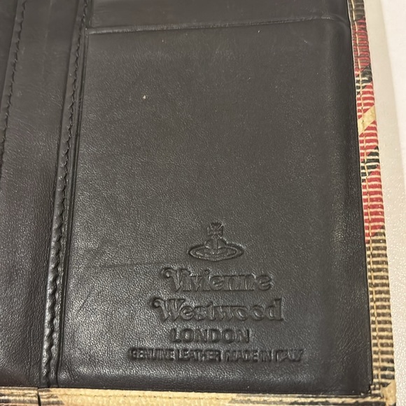 Vivienne Westwood Tartan Long Wallet in Box - Picture 3 of 11